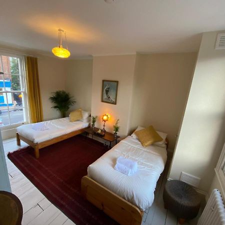 Camden Town Accomodation London Bagian luar foto