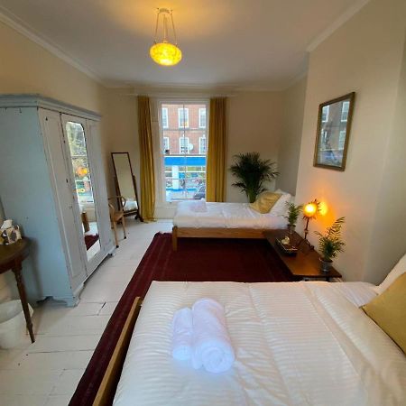 Camden Town Accomodation London Bagian luar foto