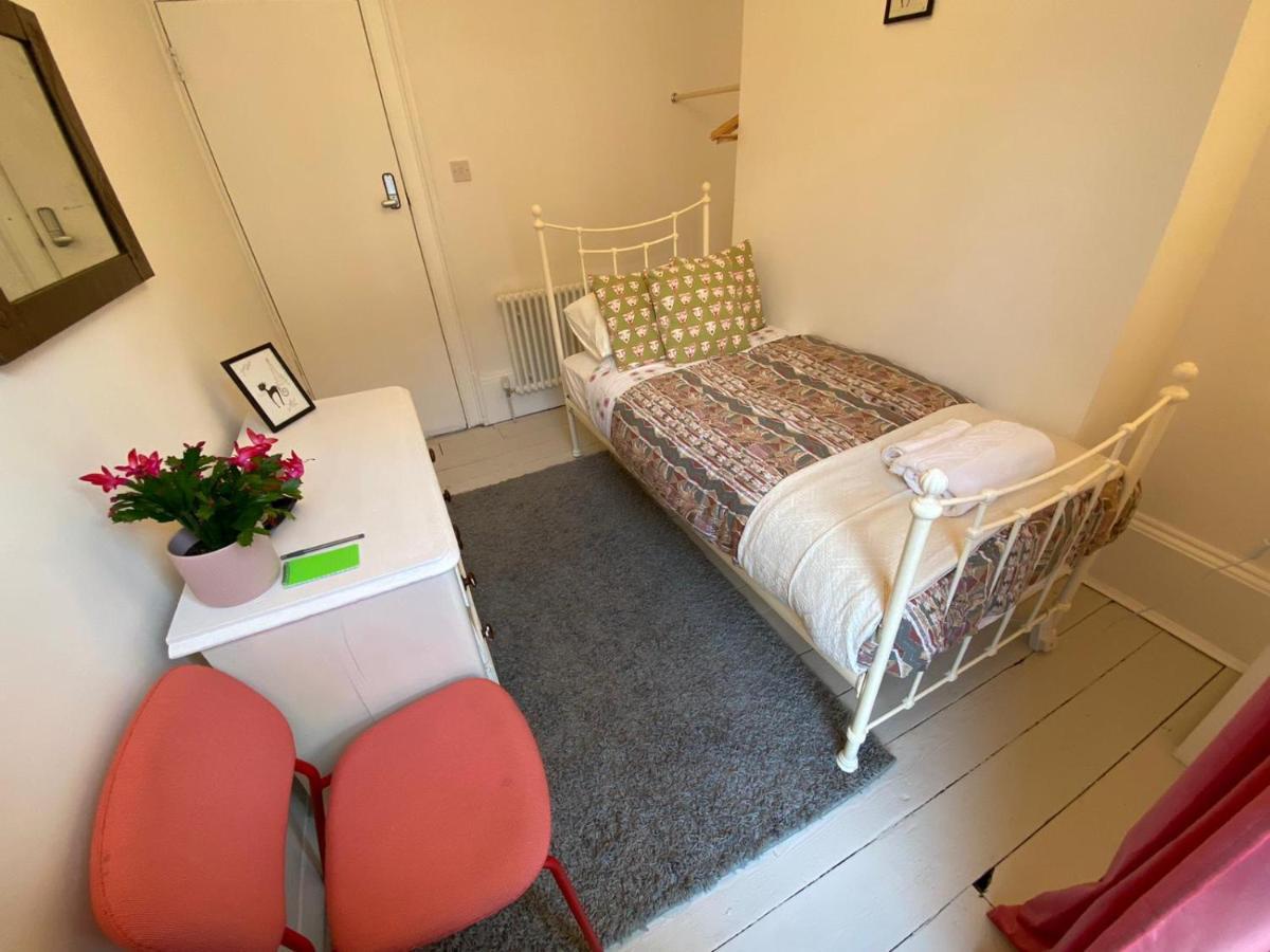 Camden Town Accomodation London Bagian luar foto