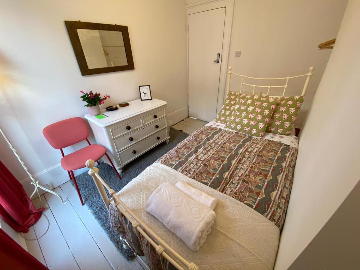 Camden Town Accomodation London Bagian luar foto