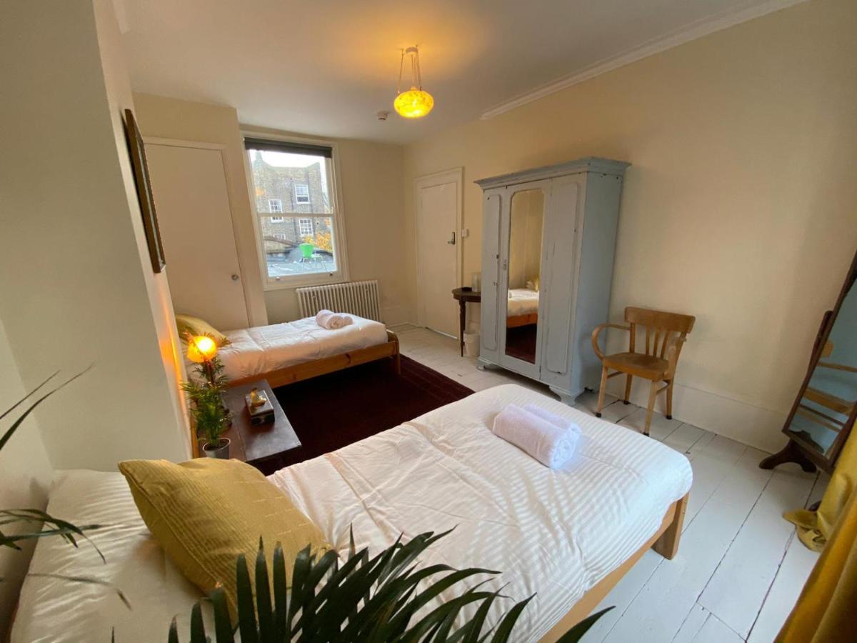Camden Town Accomodation London Bagian luar foto